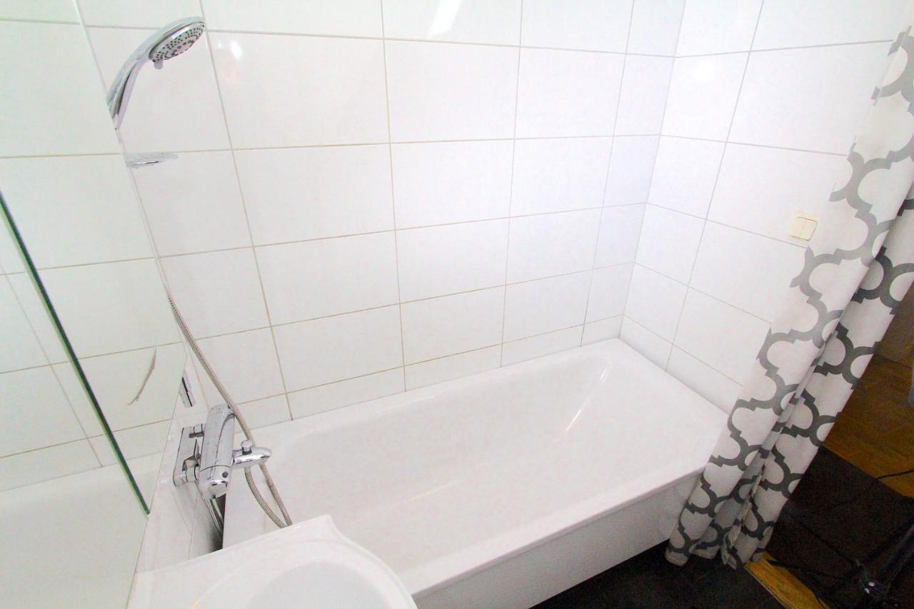 Tallkrogen Romantic House - Upper Or Lower Apartment Стокгольм Екстер'єр фото